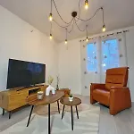 別荘 Sous Le Noyer - Maison Familiale *